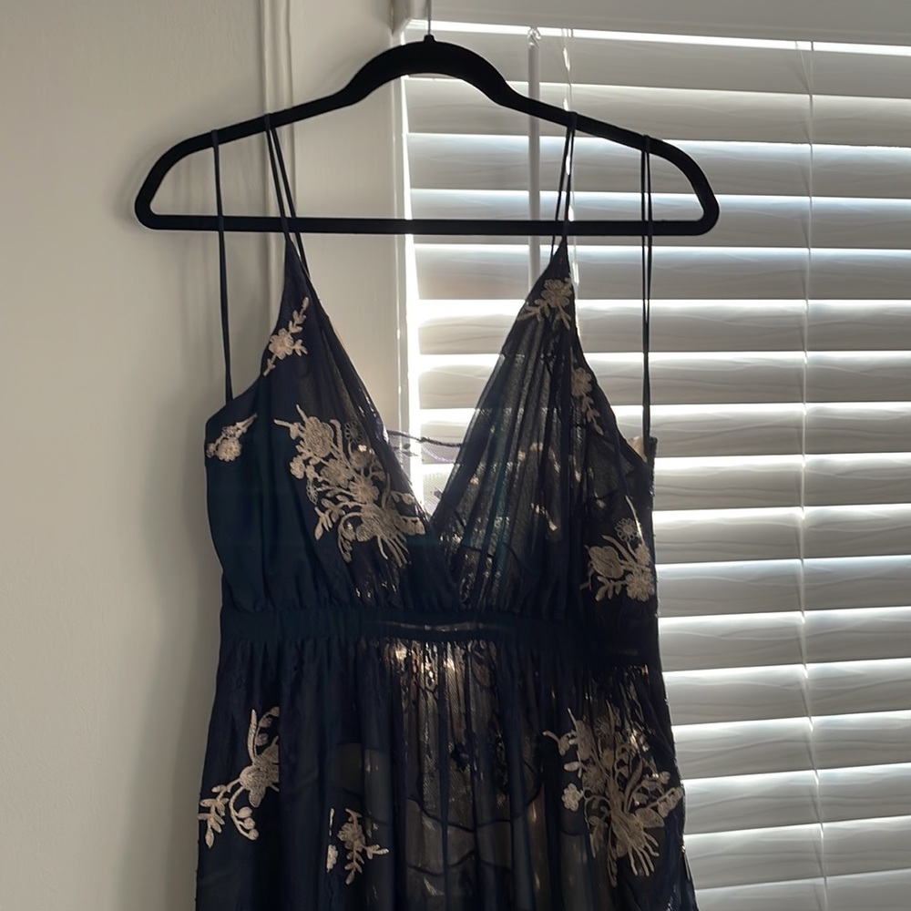 Haute Hippie In The Cards Maxi Dress size 6 - Picture 4 of 6